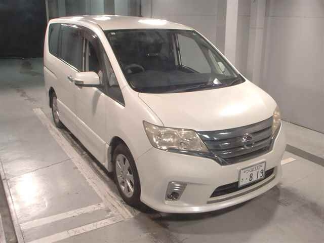 NISSAN SERENA 2011