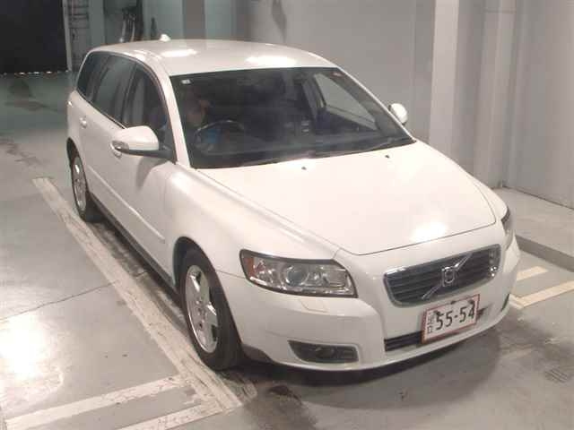 VOLVO V50 2010