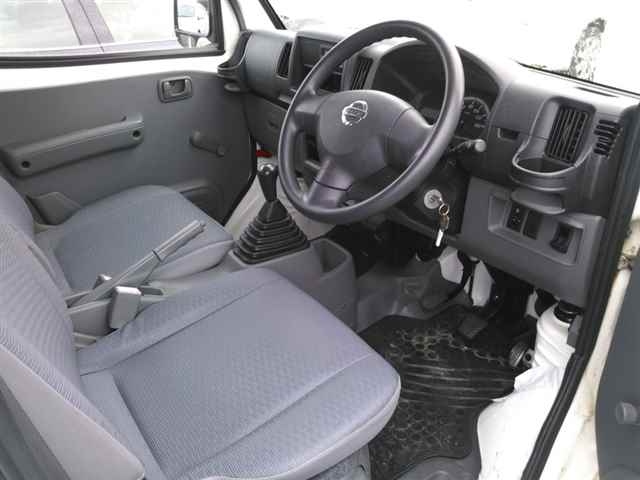 NISSAN CLIPPER VAN 2013