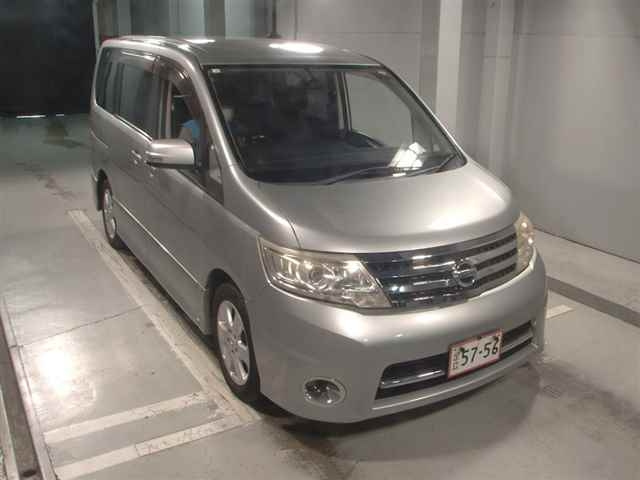 NISSAN SERENA 2010