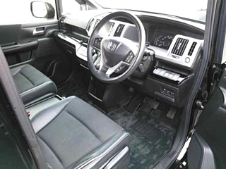 HONDA STEP WAGON 2013
