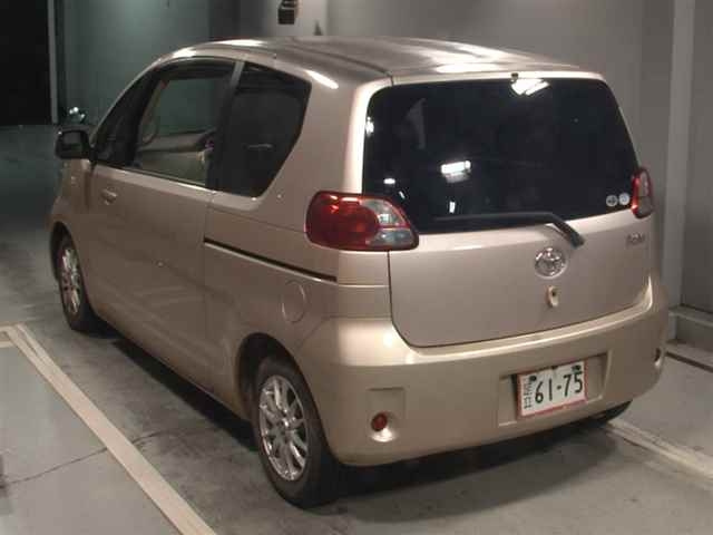 TOYOTA PORTE 2008