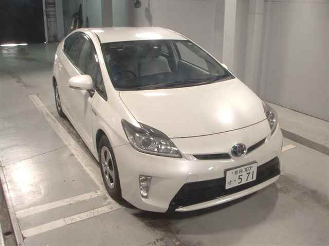 TOYOTA PRIUS 2013