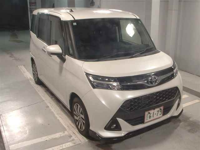 TOYOTA TANK 2017