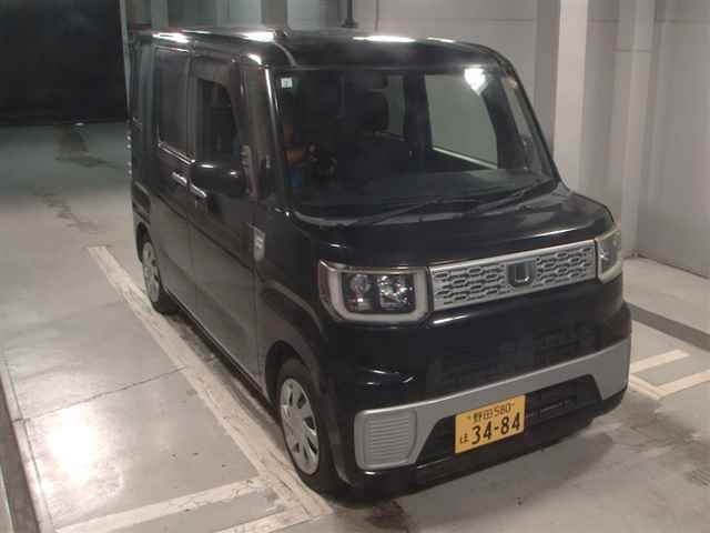 DAIHATSU WAKE 2015