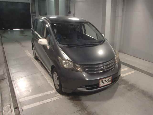 HONDA FREED 2008