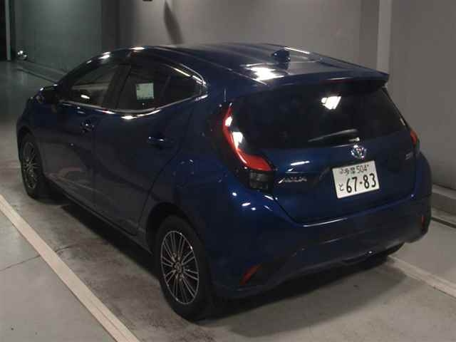 TOYOTA AQUA 2022