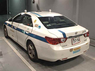 TOYOTA MARK X 2010