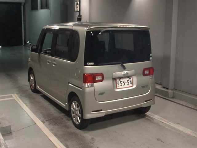 DAIHATSU TANTO 2013