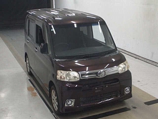 DAIHATSU TANTO 2013