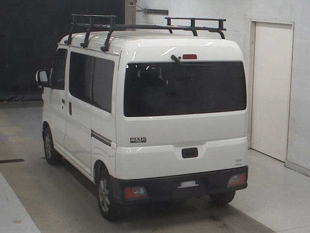 TOYOTA PIXIS VAN 2023