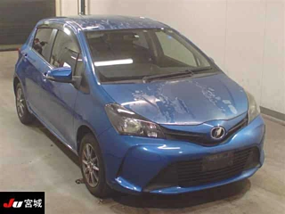 TOYOTA VITZ 2015