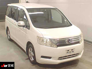 HONDA STEP WAGON 2010