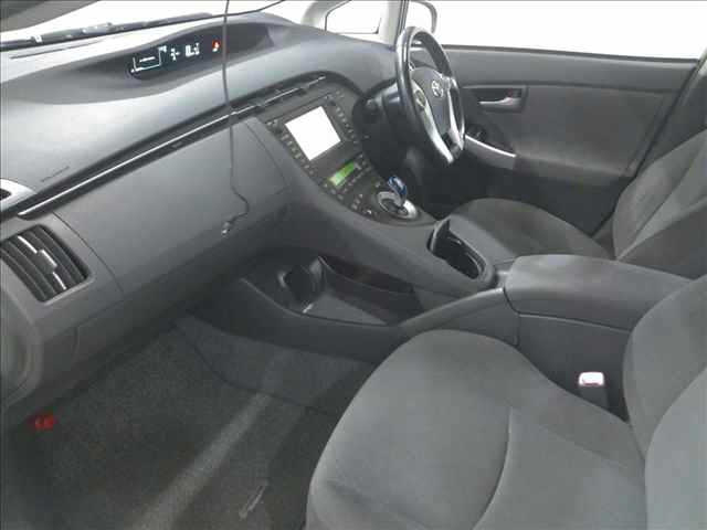 TOYOTA PRIUS 2010