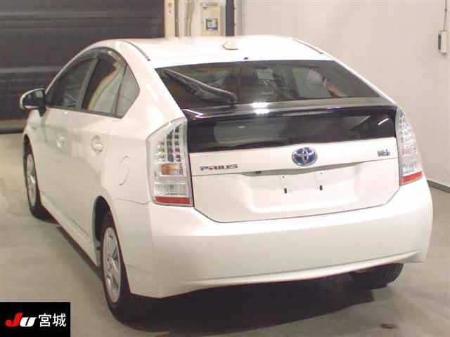 TOYOTA PRIUS 2010