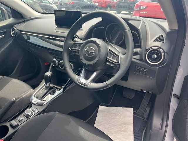 MAZDA MAZDA2 2024