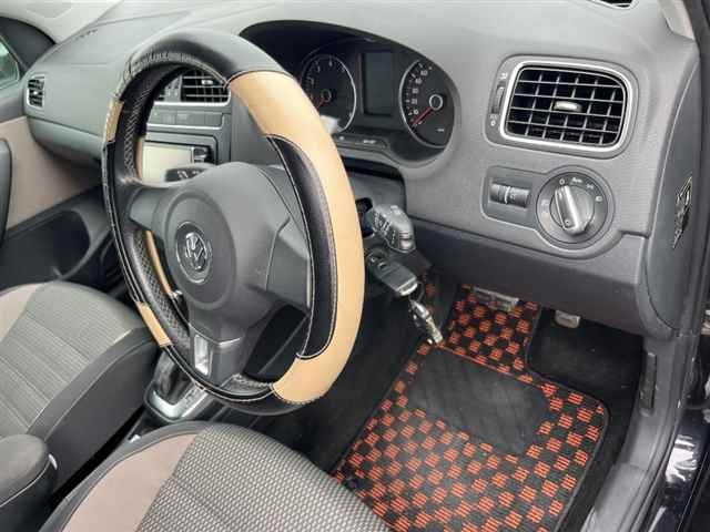 VOLKSWAGEN CROSS POLO 2013