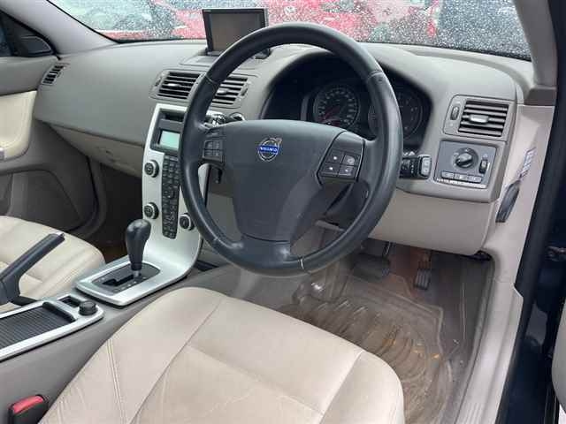 VOLVO V50 2012