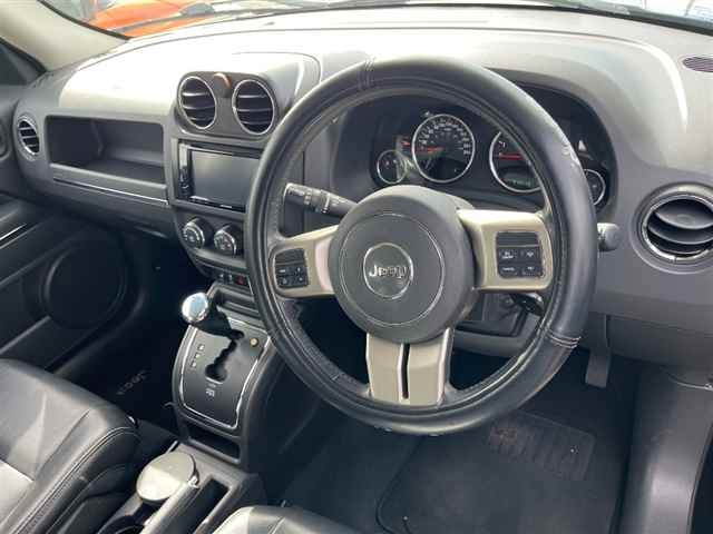 CHRYSLER JEEP PATRIOT 2012