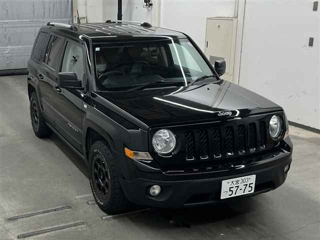 CHRYSLER JEEP PATRIOT 2012