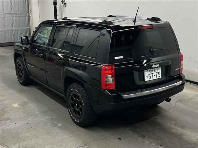 CHRYSLER JEEP PATRIOT 2012