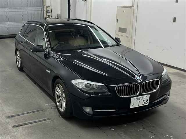 BMW 5 SERIES 2012