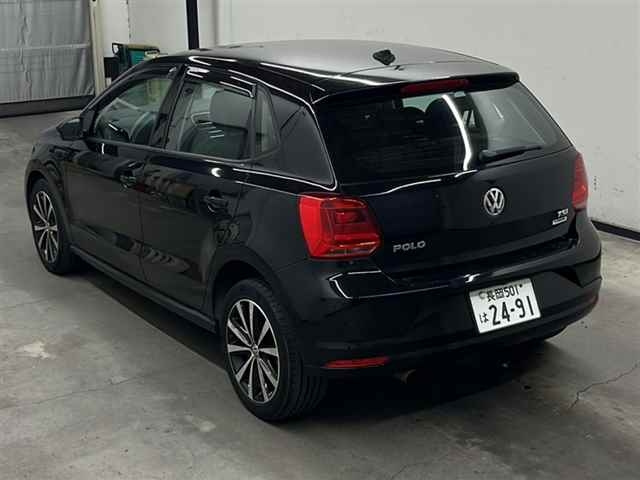 VOLKSWAGEN POLO 2017