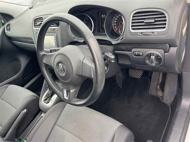 VOLKSWAGEN GOLF 2012