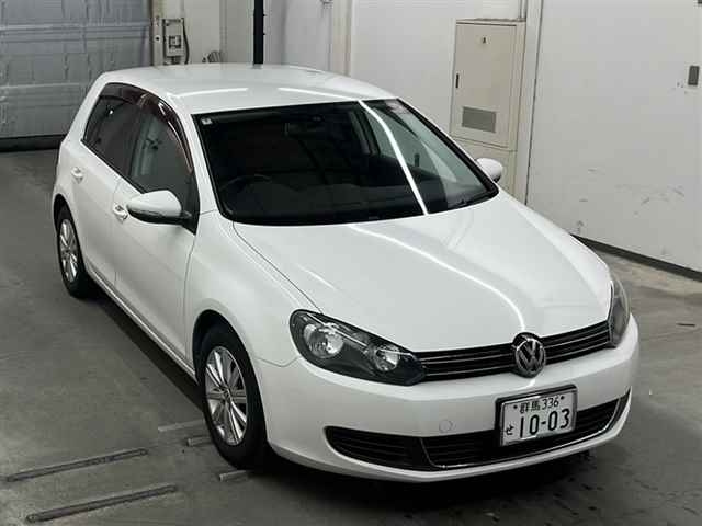 VOLKSWAGEN GOLF 2012