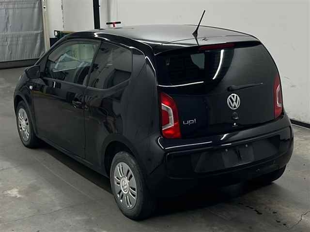 VOLKSWAGEN UP 2015