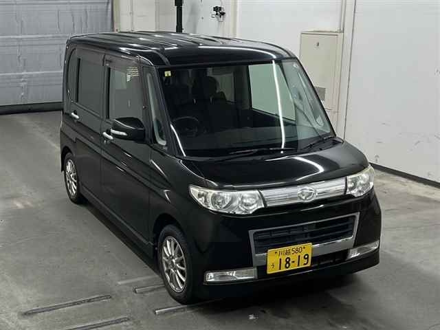 DAIHATSU TANTO 2008