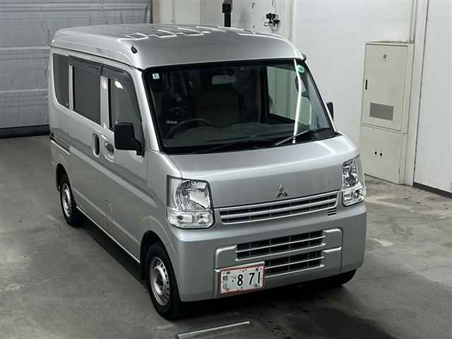 MITSUBISHI MINICAB VAN 2021