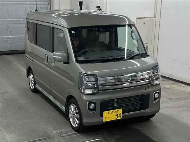 NISSAN CLIPPER RIO 2025