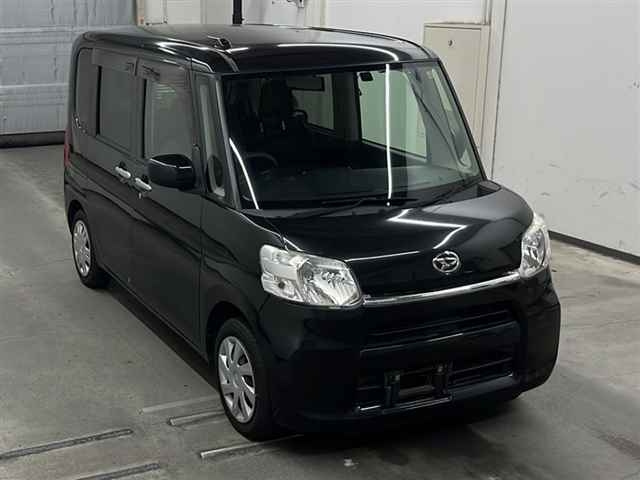 DAIHATSU TANTO 2014