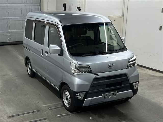 DAIHATSU HIJET VAN 2019