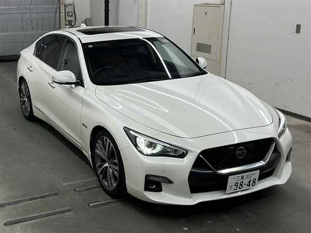 NISSAN SKYLINE 2019
