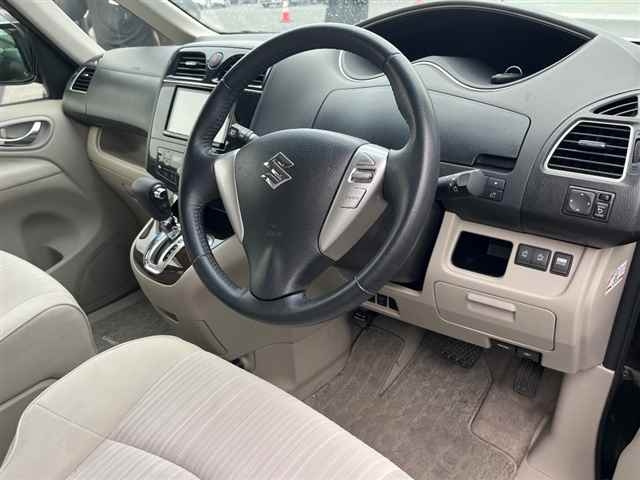 SUZUKI LANDY 2013