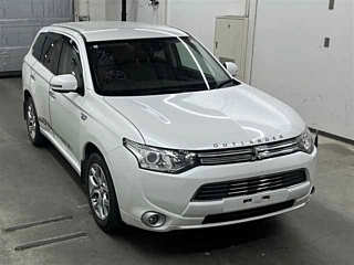 MITSUBISHI OUTLANDER PHEV 2014