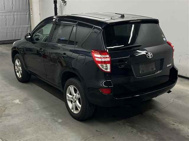 TOYOTA RAV4 2011