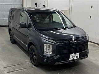 MITSUBISHI DELICA D5 2025