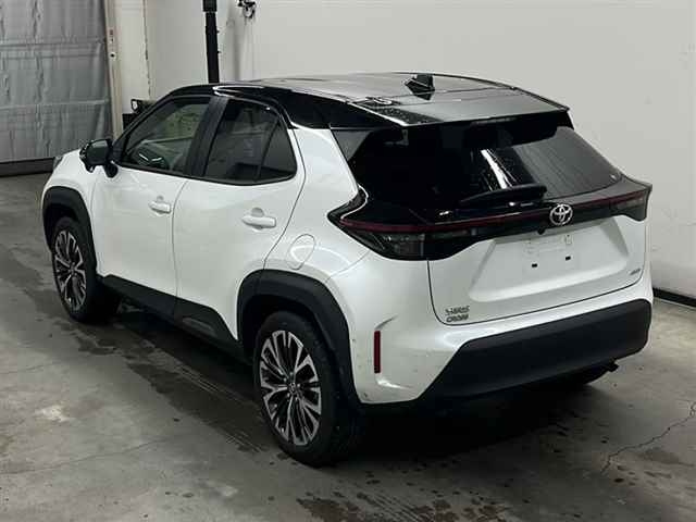 TOYOTA YARIS CROSS 2022