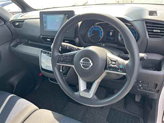 NISSAN ROOX 2020