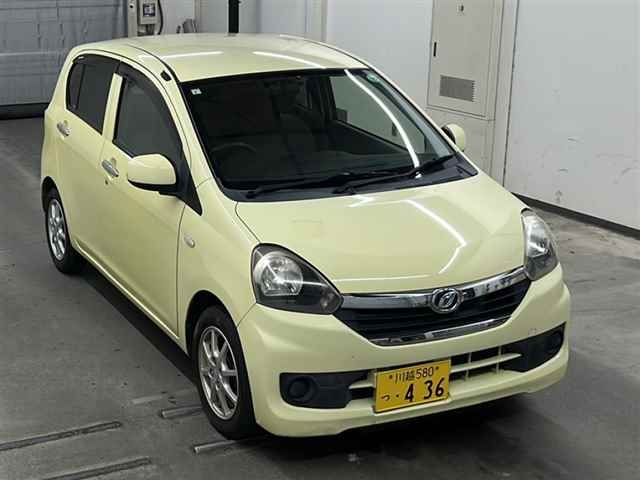 DAIHATSU MIRA E S 2013