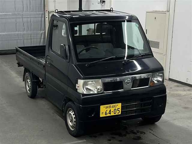NISSAN CLIPPER TRUCK 2010