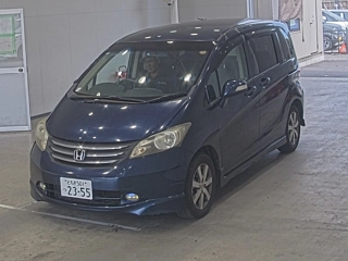 HONDA FREED 2010