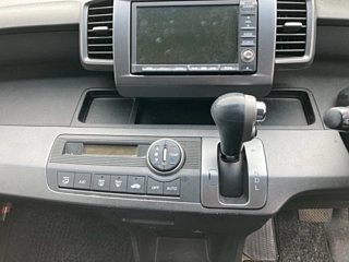 HONDA FREED 2010