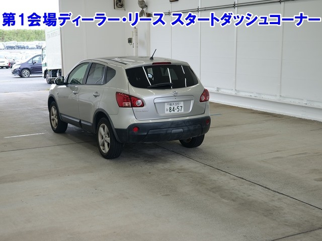 NISSAN DUALIS 2009