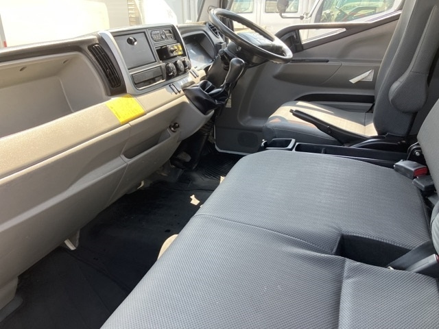 MITSUBISHI CANTER 2018