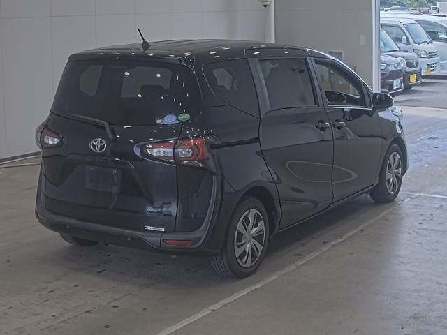 TOYOTA SIENTA 2019