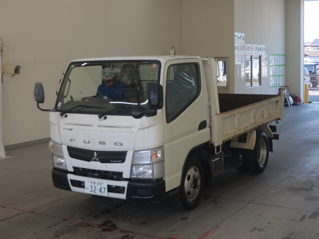 MITSUBISHI CANTER 2014